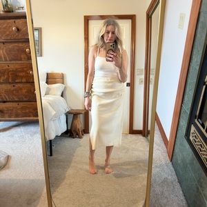 Off white pencil skirt